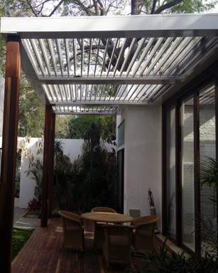 Stylish Pergola Design For Open Terrace By Smart Roof